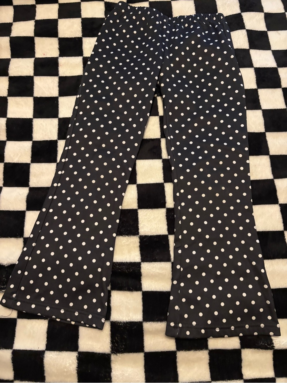Size 6 polkadot flair leggings